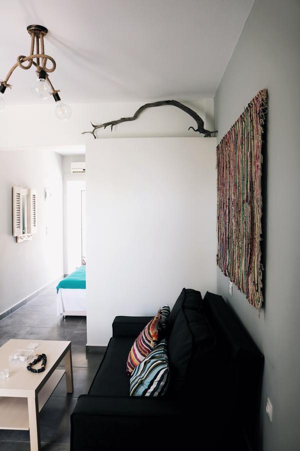 Esperida Rooms & Studios Amoopi Eksteriør bilde