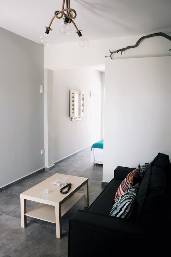 Esperida Rooms & Studios Amoopi Eksteriør bilde
